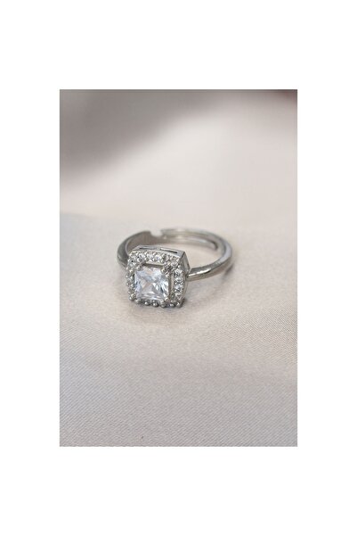 maarketim خاتم مربع من حجر الرغيف الفرنسي والزركون باللون الفضي