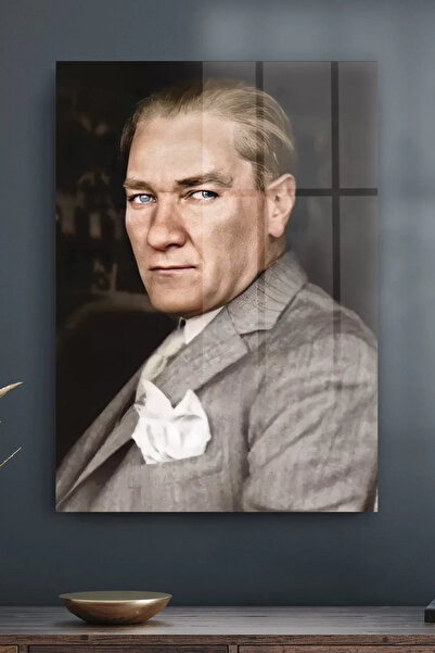 Decovetro Cam Tablo Atatürk Gri Takım Elbiseli