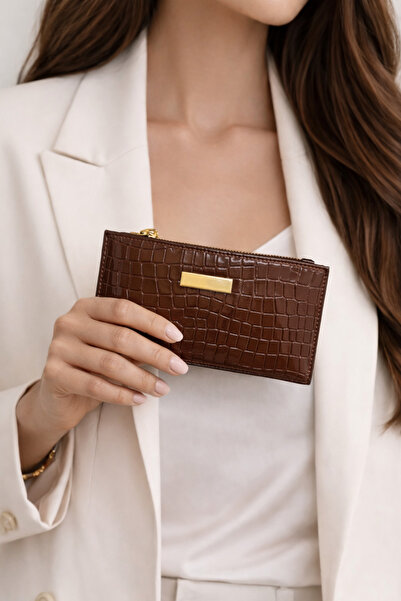 Newish Polo Crocodile Pattern Look Basic Wallet with Gold Zipper