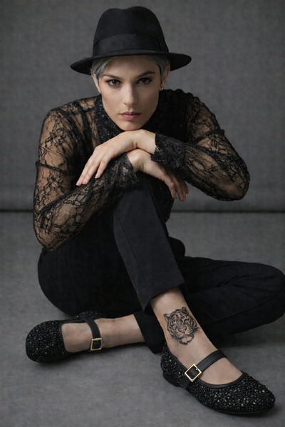 Behtah Kundura حذاء باليه نسائي أنيق للاستخدام اليومي مزين بتفاصيل من الترتر ...