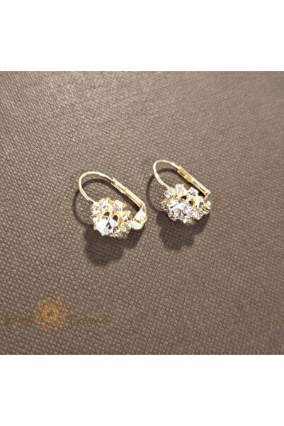 SaraTremo Classic Gold-Plated Earrings – Flower Decoration with White Zirconi...