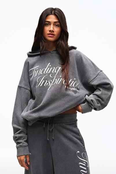 Bershka Baskılı kapüşonlu sweatshirt