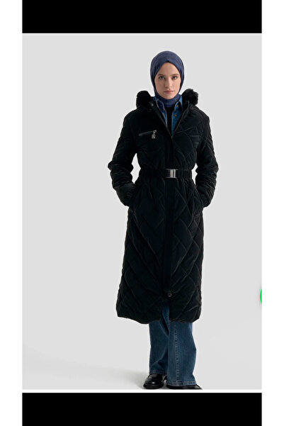 Armine Quilted Coat with Detachable Hooded Zipper Detail Buckle Belt