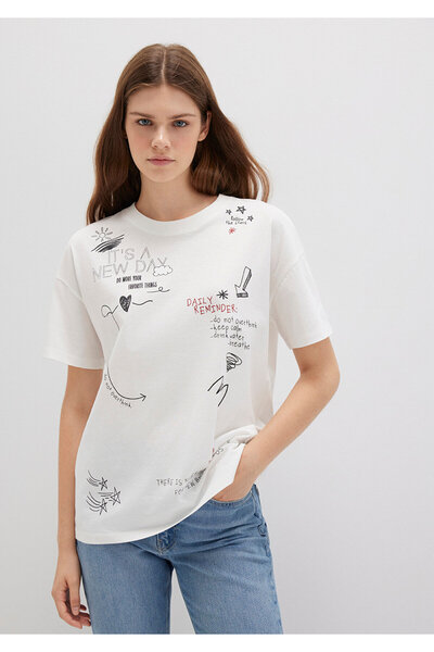 Mavi Bedrucktes Ecru-T-Shirt mit lockerer Passform / lockerer, bequemer Schni...