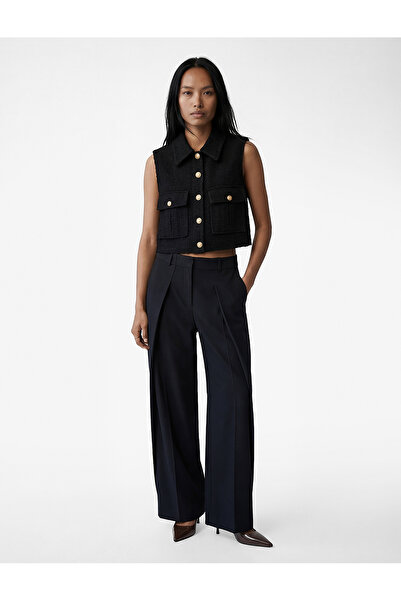 Koton Vestă clasică fără mâneci, cu guler, detaliu buzunar și nasturi, din am...