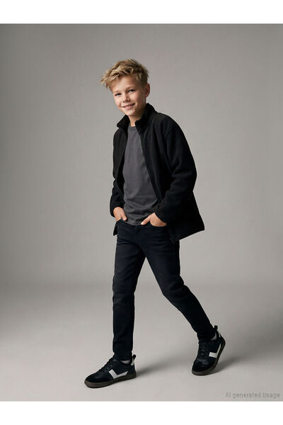 LC Waikiki Özmarka Нови дънки за момчета с супер тясна кройка за новия сезон