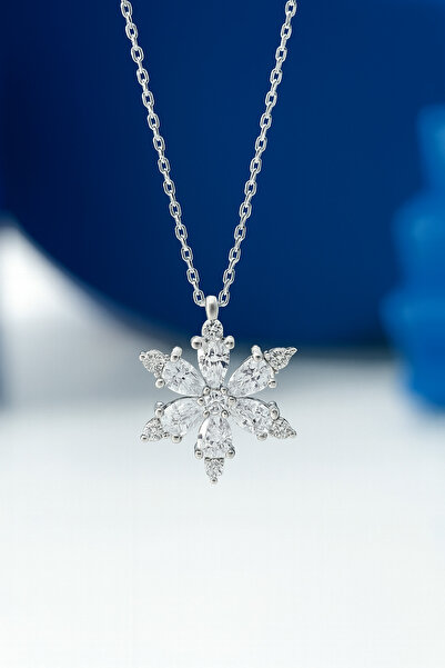 ÇEKİRDEK JEWELRY 925 Ayar Gümüş Çiçek Kolye Zirkon Taşlı Şık ve Zarif Kadın K...