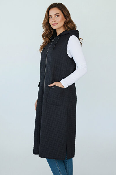 ECE GİYİM ÖNÜ FERMUARLI KAPÜŞONLU ÜSTTEN CEPLİ KAPİTONE YELEK KAPİTONE2