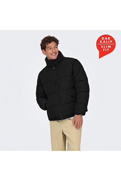Only & Sons معطف ONSPACK LIFE PUFFER JACKET OTW للرجال باللون الأسود - 22034718