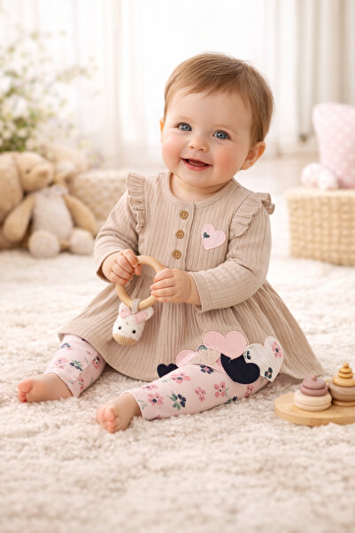 minella kids طقم ملابس بناتي مكون من قطعتين بنقشة قلب