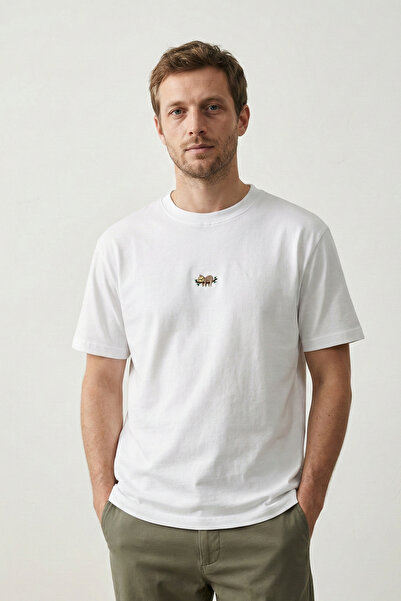 Elemge %100 Pamuk Compact Penye Süprem Beyaz Koala Nakışlı Trend Fit Erkek To...