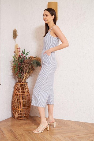 Darlin Moda Women's Blue Striped Jumpsuit Dm4000