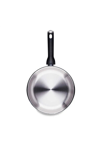 KORKMAZ مقلاة بيرا - موديل 28x7 A2086 قطع مريح