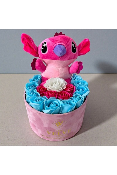 velve Aranjament cu flori de sapun si jucarie de plus Stitch roz, in cutie el...