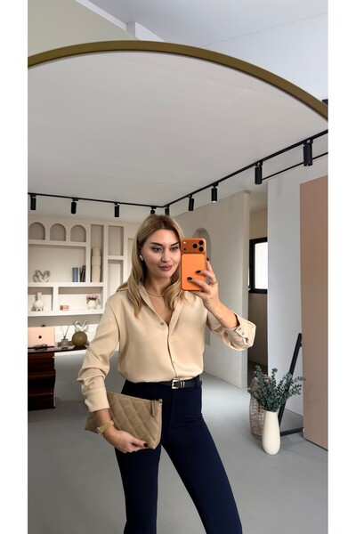 Sezgi Tekin Buttoned Beige Satin Shirt