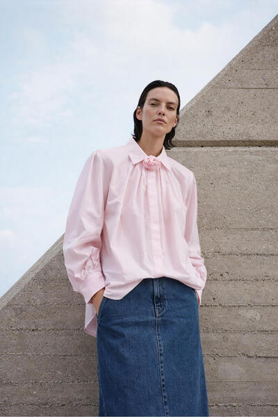 Touché Privé قميص من القطن بنسبة 100% بتفاصيل وردية