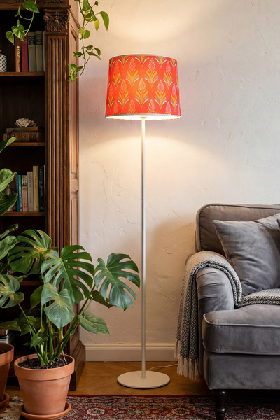 Marrien Cora Tek Ayaklı Krem Metal | Lotus Kumaş Lambader | Oturma Odası & Ya...