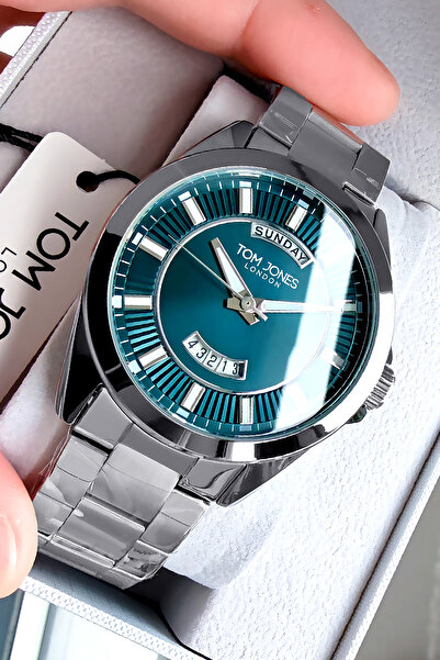 Tom Jones ساعة يد رجالية أصلية 3 Atm مقاومة للماء باللون الفضي وسوار فولاذي G...