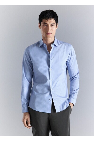 MANGO Man Non-iron çizgili comfort stretch pamuklu gömlek