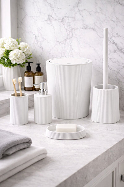 Çelik Ayna DANZEL ÇİZGİLİ YUVARLAK BANYO SETİ