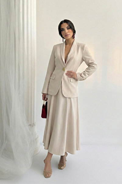 Potenza Set dublu pentru femei, cu detaliu elegant cu nasturi, cu guler ridic...