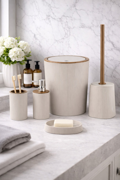 Çelik Ayna DANZEL ÇİZGİLİ YUV. AHŞAP DİZAYN BANYO SETİ