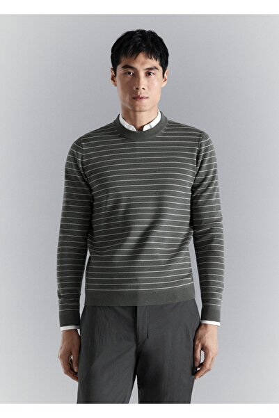 MANGO Man Comfort stretch çizgili kazak