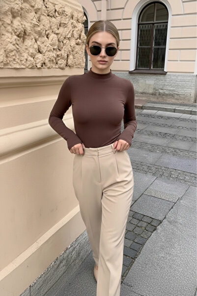 PEKA Ελαστικό γυναικείο κορμάκι με μακριά μανίκια και λεπτομέρεια στα δάχτυλα