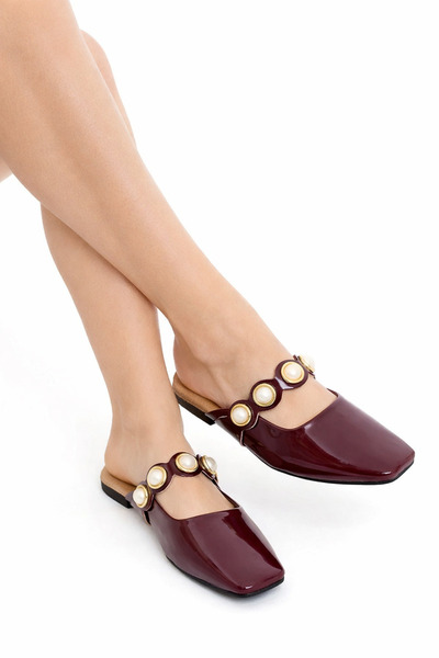 Melissa Boutique Kadın Bordo Rugan İnci Detaylı Yumuşak Tabanlı Babet Terlik