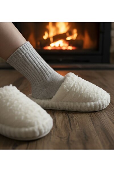 Platana Kadın Beyaz Peluş Ev Terlik