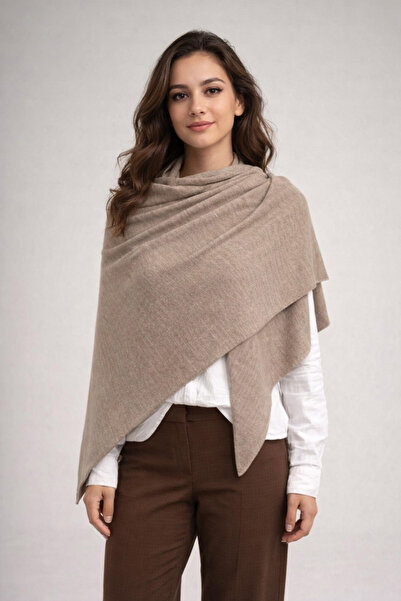 Sebir Moda شال مثلث تريكو بلون واحد