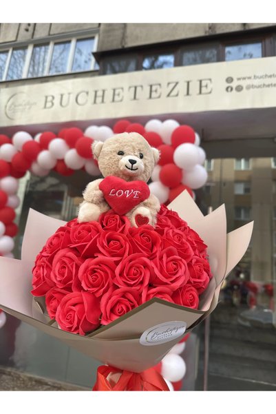 Buchetezie Buchet Cadou Femei Buchet Red Romance cu Trandafiri de Săpun