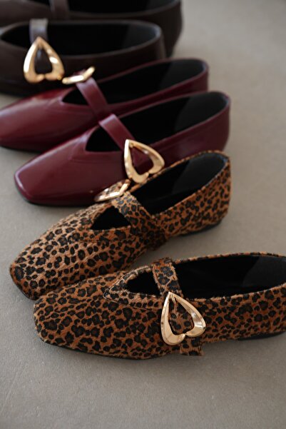 selin shoes Balerini de damă Ambrin Gold cu cataramă în formă de inimă și vâr...