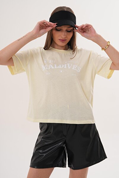 ŞİMAL Women's Print Detailed Crew Neck Oversize T-Shirt - 260059