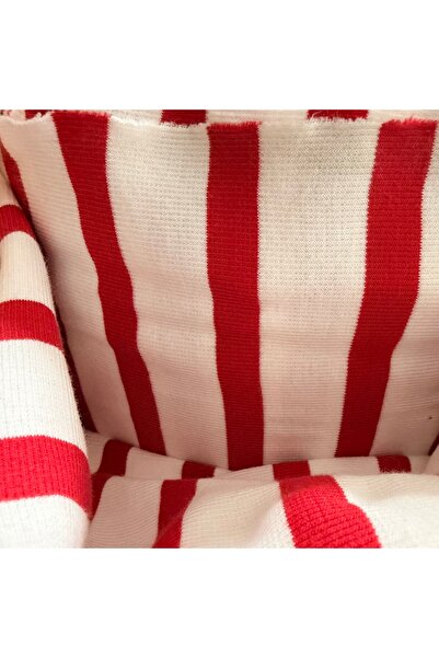 ÖZGÜR KUMAŞ Red and White Colored Croquette Ribbed Fabric