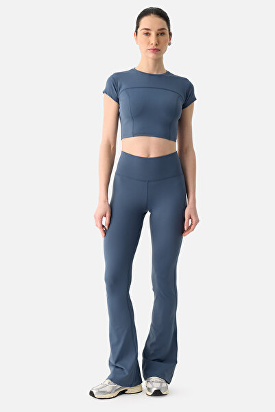 Superstacy Top scurt Liora din țesătură moale, indigo