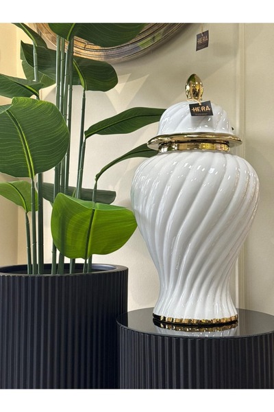 HERA DEKOR Imported Gold Detail Cube 60 cm