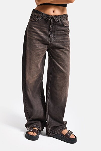 it's basic Women's Dark Brown 2S6-62 Straight Fit Belt Detailed Special Desig...