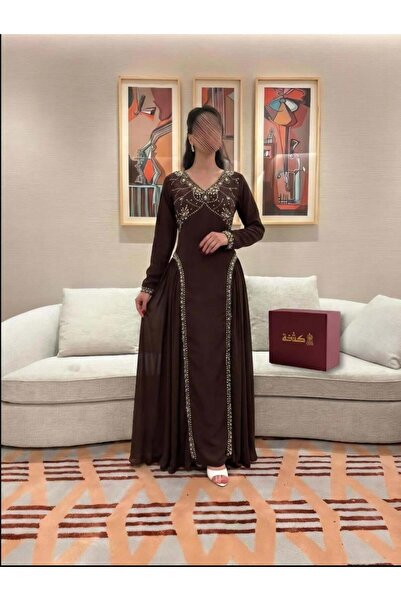 Genenic Elegant brown piece with a classic design