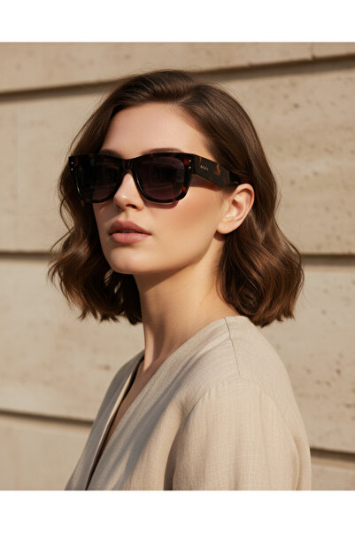 BLACK 8526 C4 53 نظارات شمسية نسائية