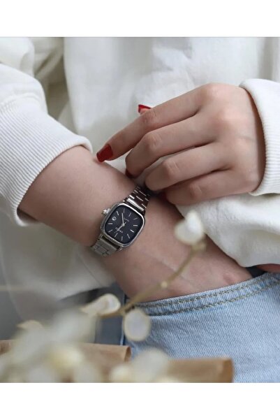 Zarif LTP Women's Silver-Black Wristwatch