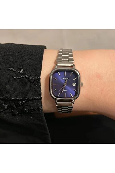 Zarif LTP Women's Silver-Blue Wristwatch