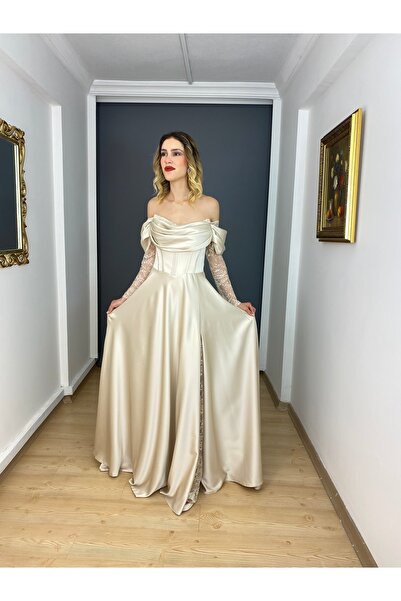 gökkuşagı moda Bej Saten Kayık Yaka Uzun Kollu Dantel Detaylı Uzun Abiye Elbise