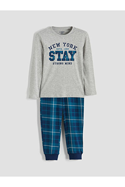 LC Waikiki RMZ GİYİM FARKIYA طقم بيجامة للأولاد مطبوع عليه مدينة نيويورك