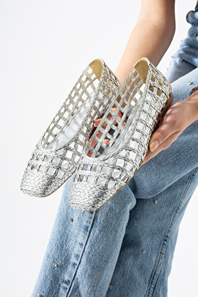 Best Cover CALISTA Kadın Gümüş Örgü Detaylı Kare Burun File Babet Ayakkabı