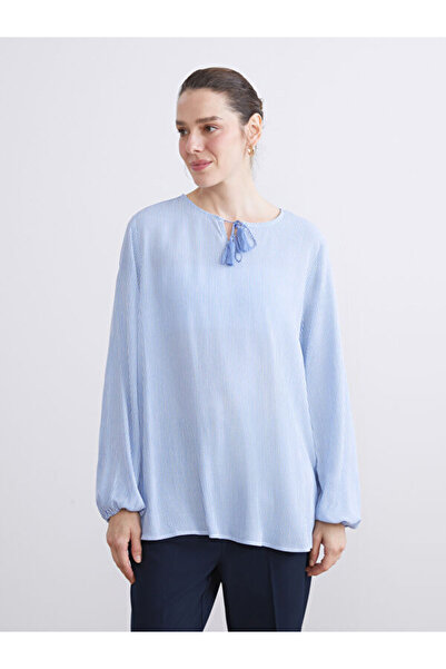 LC Waikiki RMZ GİYİM FARKİLY بلوزة مخططة بياقة روبا مع أربطة