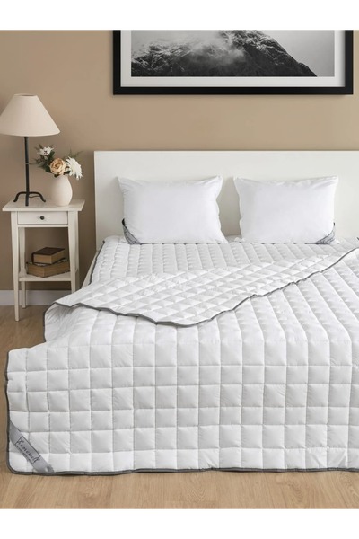 homewell لحاف مزدوج مربع الشكل مبطن من الصوف الإنجليزي النقي 100% مضاد للحساس...