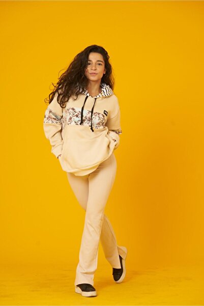 Nani Collection Nani| Taş Rengi, Mavi Çiçek Desenli Unisex Oversize Sweatshirt