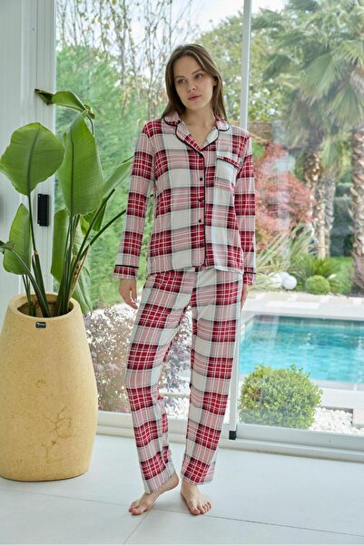 İpek Women's Long Sleeve Front Button Plaid Pattern Pajama Set