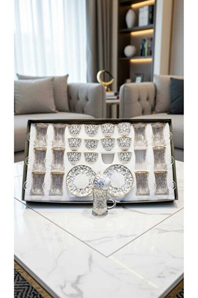 Generic A luxurious hospitality set – coffee cups and tea glasses with elegan...